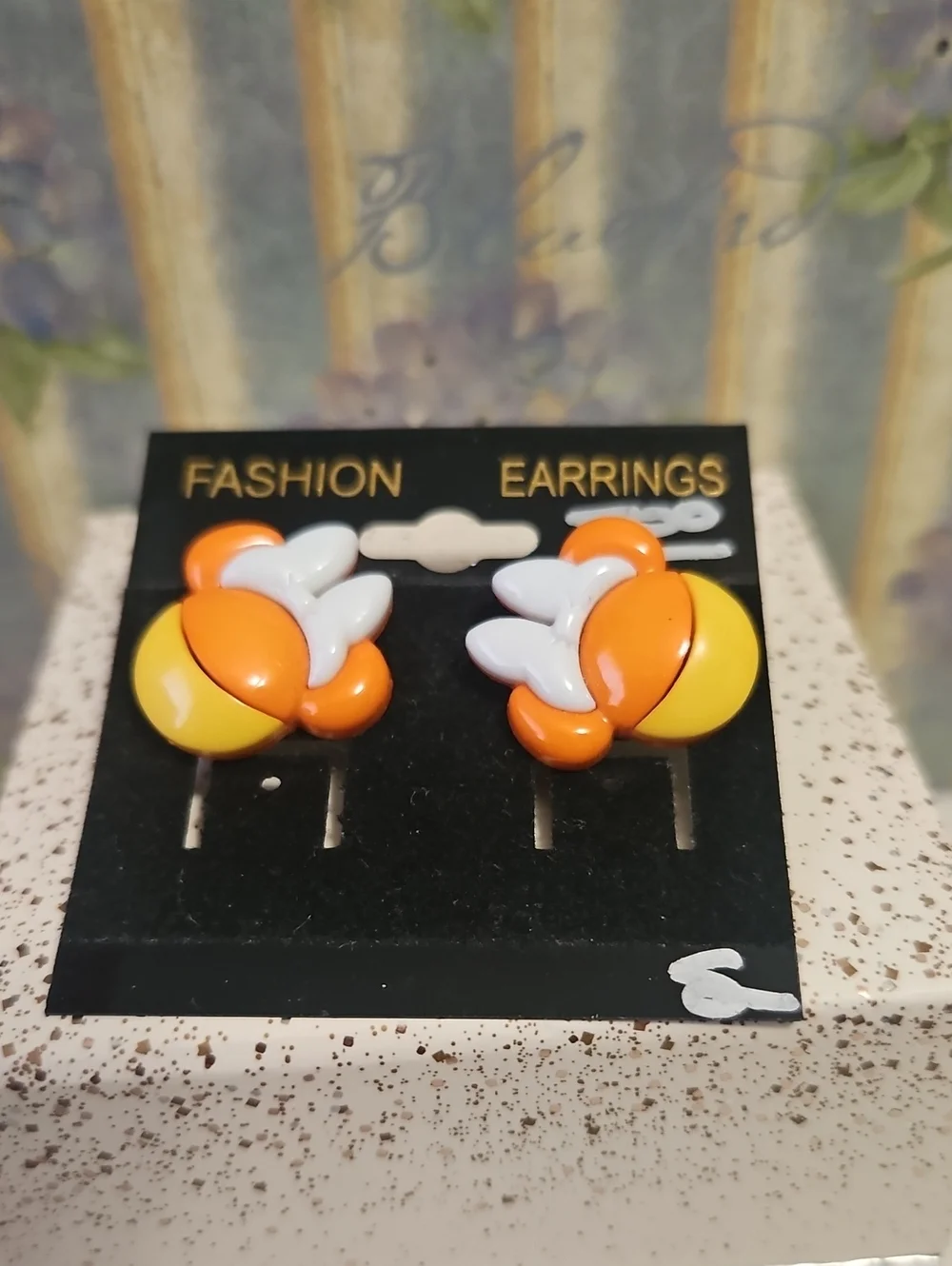 Kids Fashion Pierced Earrings Great For Your girl. New